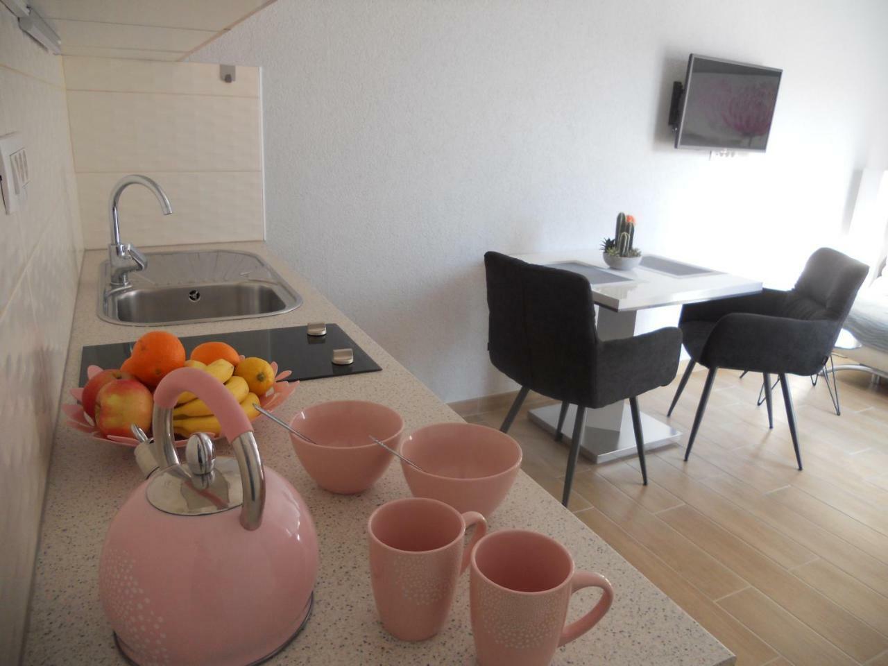 Apartments Mihalic I バスカ エクステリア 写真